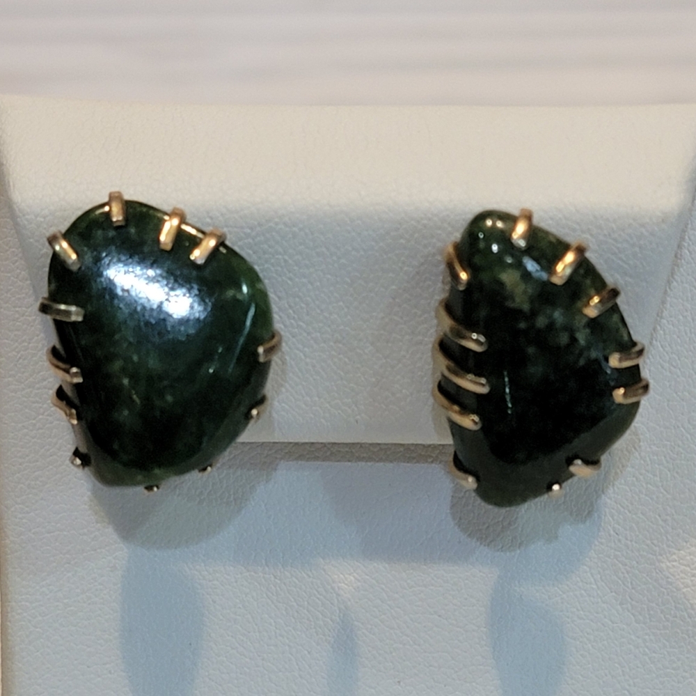 Vintage Signed Kramer Faux Jade Green Cabochon Gold Tone Clip Earrings